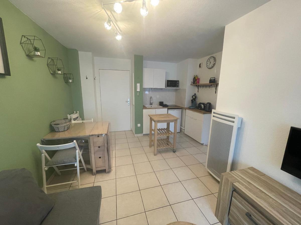 Charmant Appartement Cosy Sur Sete Proche De Toutes Commodites, Parking Prive Zewnętrze zdjęcie